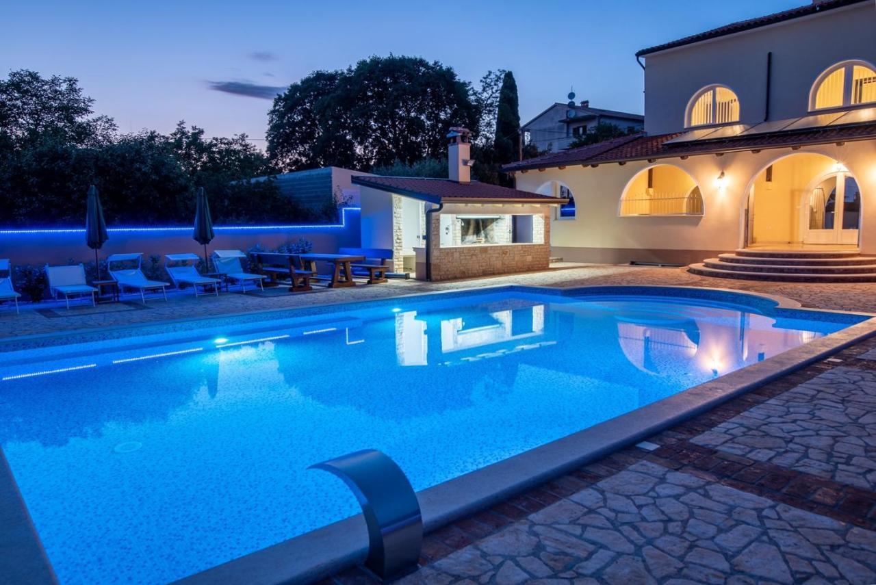 Hotel Via Flavia With Common Pool Labinci Zewnętrze zdjęcie